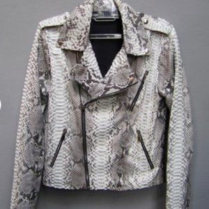 Men's vintage black leather jacket